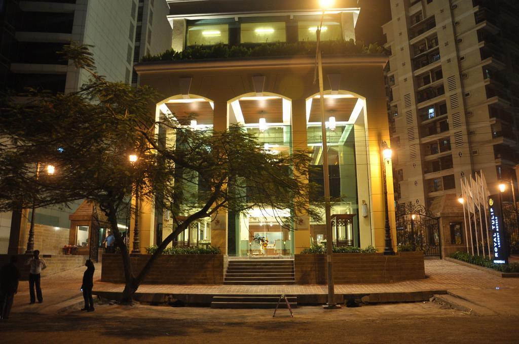 Hotel Royal Tulip Navi Mumbai Esterno foto